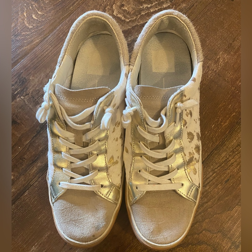 Dolce vita sneakers, gold cow print